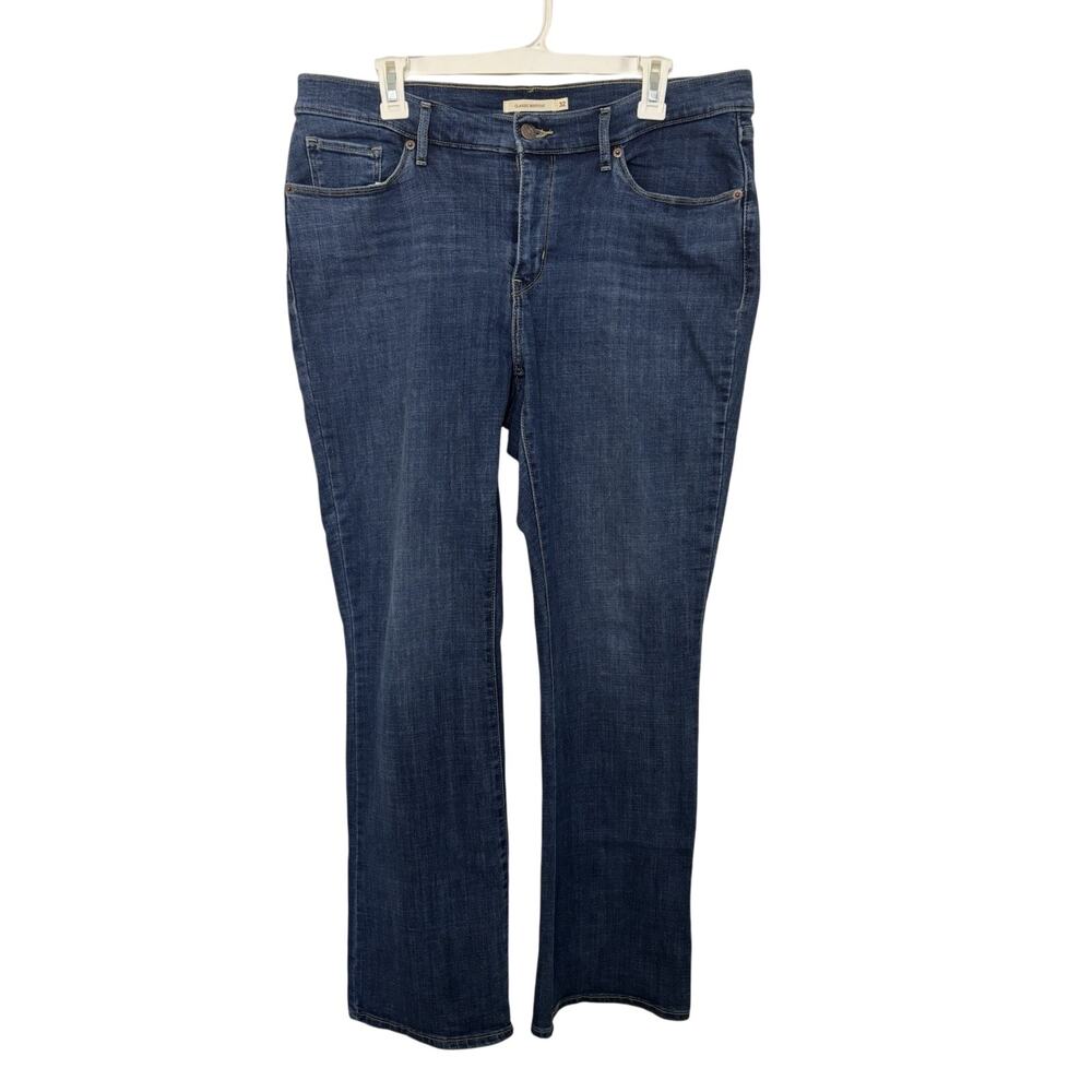 Levi’s Women’s Classic Bootcut Size 32 Dark Wash Stretch Relaxed Casual Classic